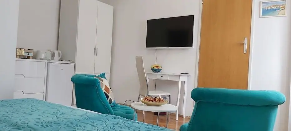 Standard Tek Büyük Yataklı Oda