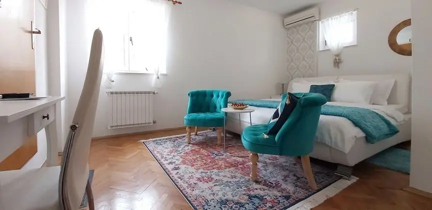 Standard Tek Büyük Yataklı Oda