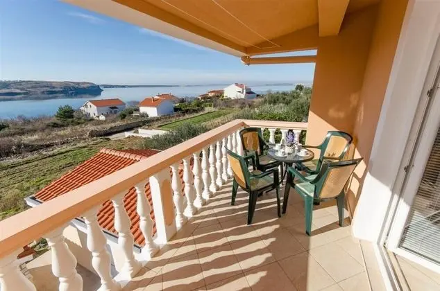 Apart Daire (Adria - with beautiful garden - A3(2+)