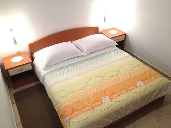 Apart Daire (Adria - with beautiful garden - A3(2+)