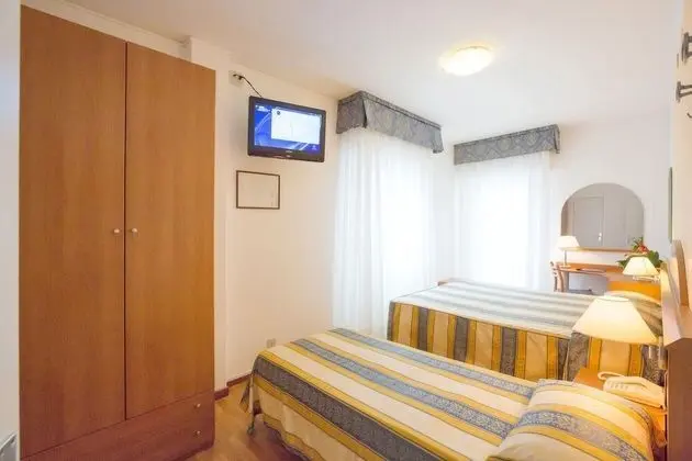 Standard Tek Büyük veya İki Ayrı Yataklı Oda, Balkon, Deniz Manzaralı