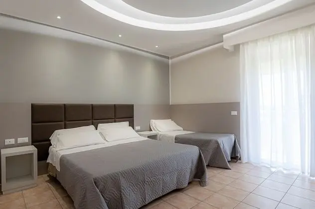 Standard Üç Kişilik Oda