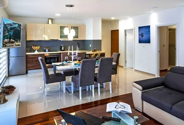 Luxury Apart Daire, Balkon, Deniz Manzaralı (2)