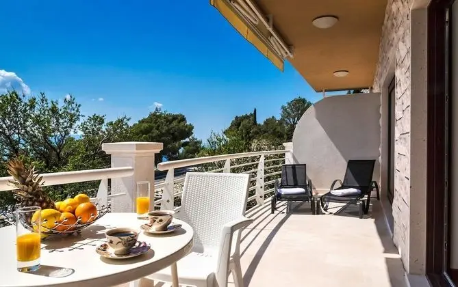 Luxury Apart Daire, Balkon, Deniz Manzaralı (3)