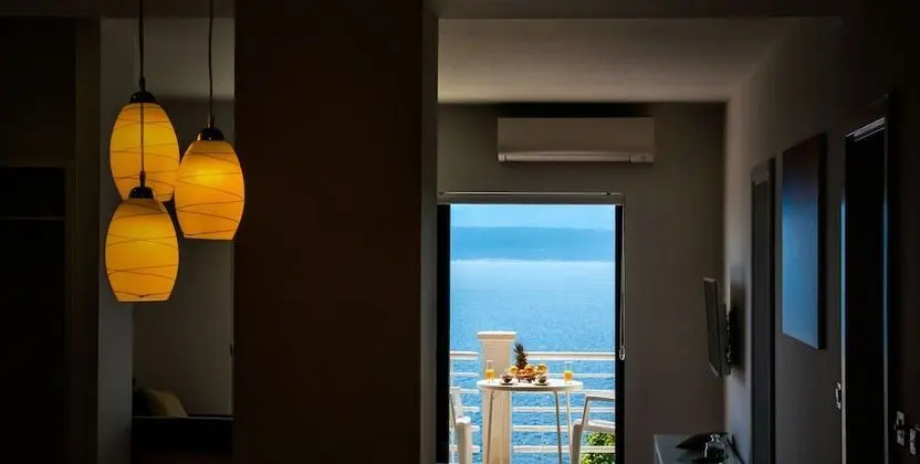 Luxury Apart Daire, Balkon, Deniz Manzaralı (3)