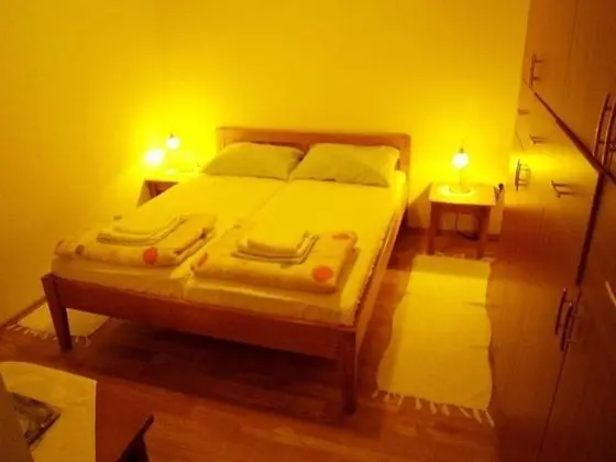 Tek Büyük Yataklı Oda, Park Manzaralı