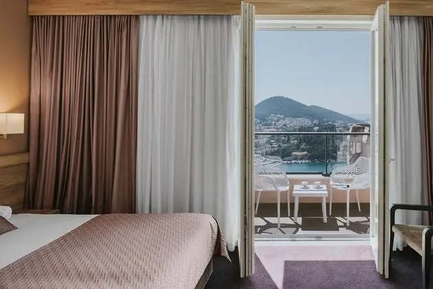 Standard Tek Büyük veya İki Ayrı Yataklı Oda, Balkon, Deniz Manzaralı