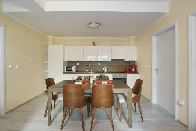Deluxe Apart Daire, Deniz Manzaralı