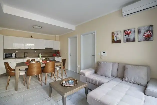 Deluxe Apart Daire, Deniz Manzaralı