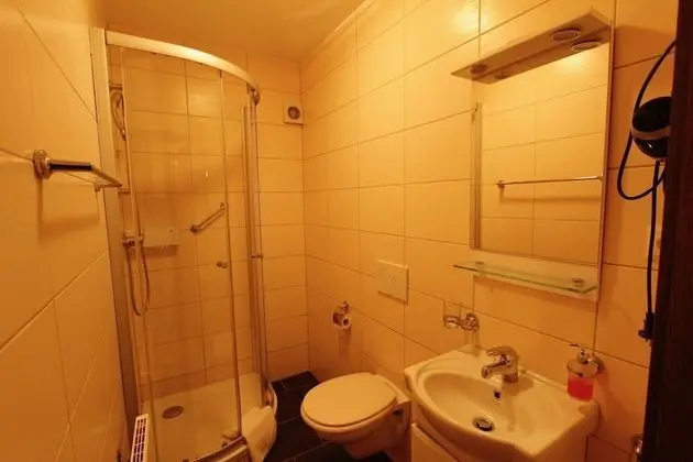 Tek Kişilik Oda, 1 Tek Kişilik Yatak