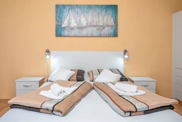 Apart Daire, 2 Yatak Odası, Teras, Deniz Manzaralı (A2)