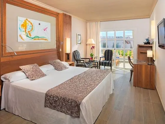 Comfort Tek Büyük Yataklı Oda, Bahçe Manzaralı