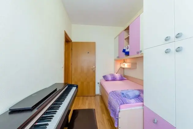 Villa (Three Bedroom Villa with Pool)