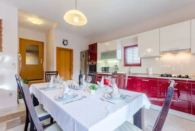 Villa (Three Bedroom Villa with Pool)