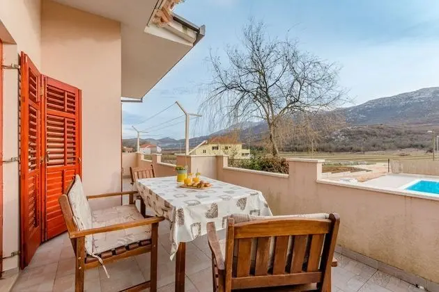 Villa (Three Bedroom Villa with Pool)