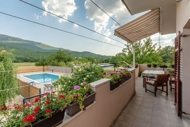 Villa (Three Bedroom Villa with Pool)