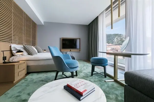 Penthouse Suite, Balcony, Sea View