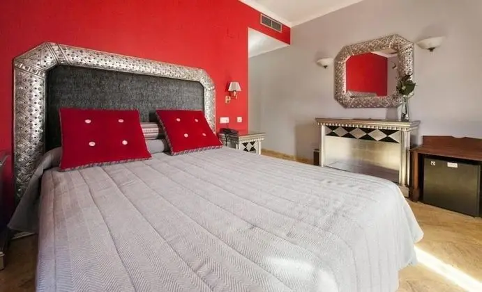 Deluxe Tek Büyük Yataklı Oda, Balkon
