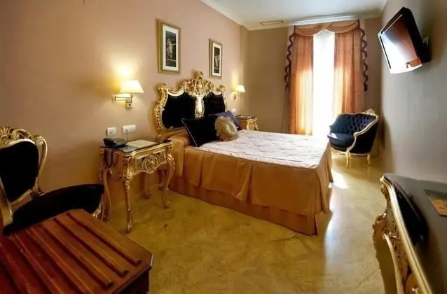 Deluxe Tek Büyük Yataklı Oda, Balkon