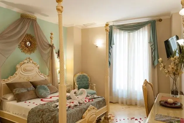 Deluxe Tek Büyük Yataklı Oda, Balkon