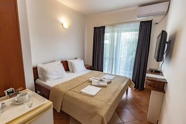 Tek Büyük Yataklı Oda, Balkon