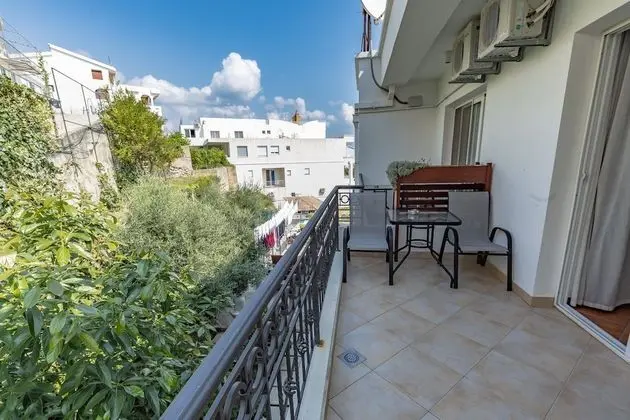 Tek Büyük Yataklı Oda, Balkon