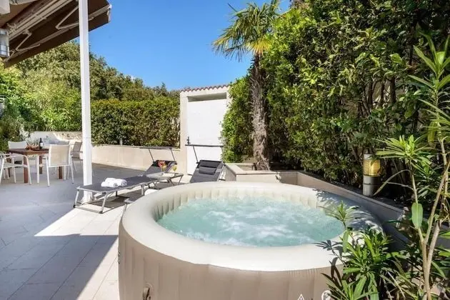 Luxury Apart Daire, 3 Yatak Odası, Sıcak Su Havuzu, Deniz Manzaralı