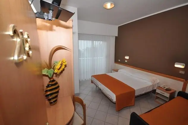 Tek Büyük Yataklı Oda, Balkon