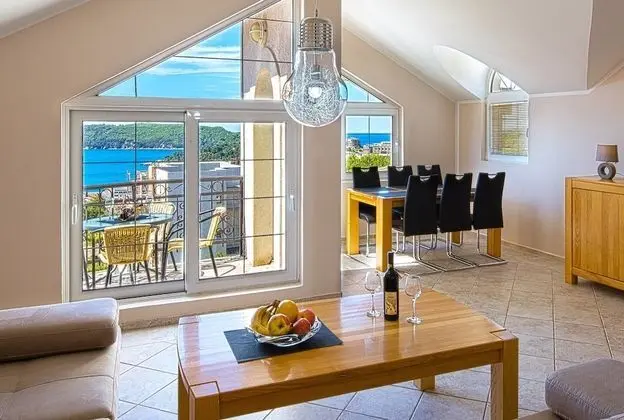 Comfort Apart Daire, 3 Yatak Odası, Teras, Deniz Manzaralı