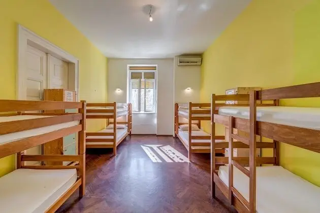 Ortak Ranzalı Oda (4 beds in 8 bed dorm )