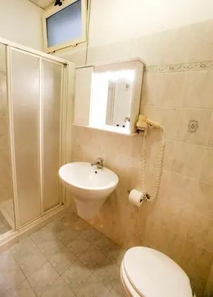 Standard Tek Büyük veya İki Ayrı Yataklı Oda