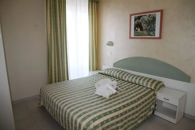 Standard Tek Büyük veya İki Ayrı Yataklı Oda