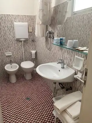 Standard Tek Büyük veya İki Ayrı Yataklı Oda