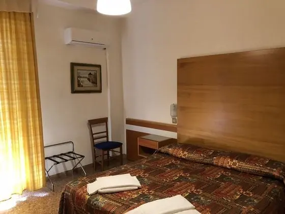 Tek Büyük veya İki Ayrı Yataklı Oda