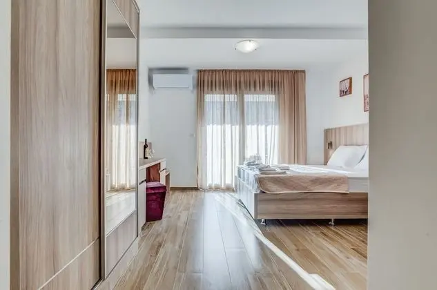 Stüdyo, Şehir Manzaralı