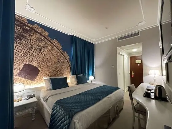 Comfort Oda, 2 Tek Kişilik Yatak, Balkon, Kısmi Deniz Manzaralı