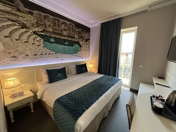 Comfort Oda, 2 Tek Kişilik Yatak, Balkon, Kısmi Deniz Manzaralı