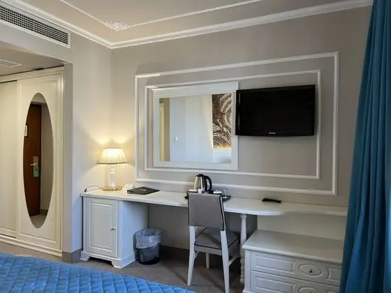 Comfort Oda, 2 Tek Kişilik Yatak, Sigara İçilmez, Havuz Manzaralı