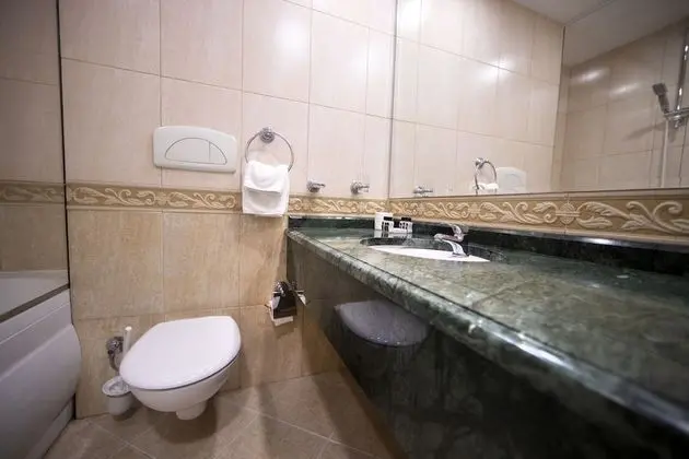 Comfort Oda, 2 Tek Kişilik Yatak, Sigara İçilmez, Havuz Manzaralı