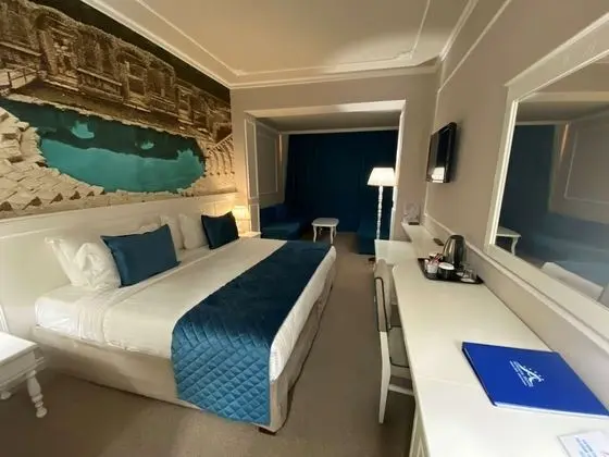 Superior Oda, Birden Çok Yatak, Sigara İçilmez, Deniz Manzaralı (with Two Single SofaBeds)