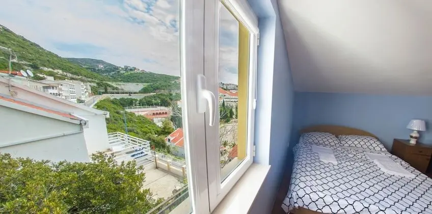 Villa, Deniz Manzaralı