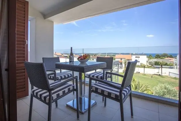 Apartment 5, Balcony