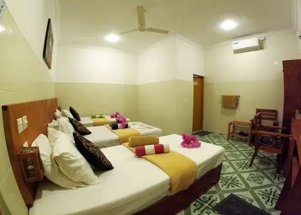 Deluxe Üç Kişilik Oda