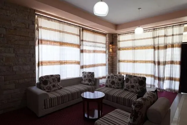 Family Süit, 2 Yatak Odası, Buzdolabı ve Mikrodalga, Bahçe Manzaralı