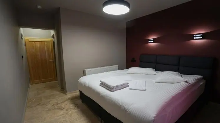 Çift Kişilik, Manzarasız
