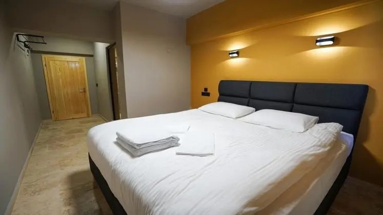 Çift Kişilik, Manzarasız