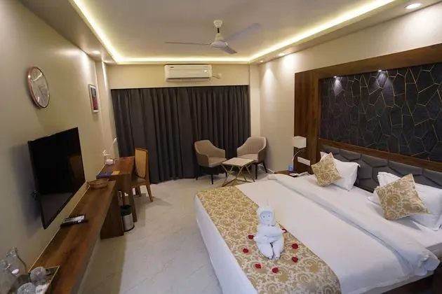 Deluxe Tek Büyük Yataklı Oda