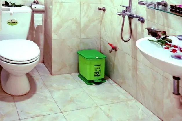 Superior Üç Kişilik Oda, Ortak Banyo