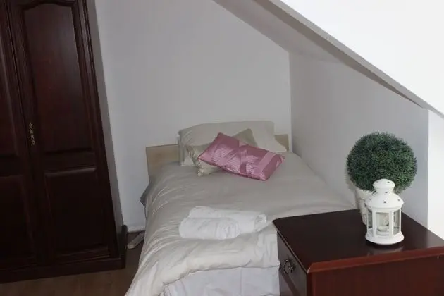 Üç Kişilik Oda (Apartment 3)