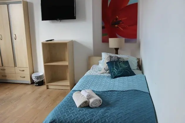 Üç Kişilik Oda (Apartment 3)